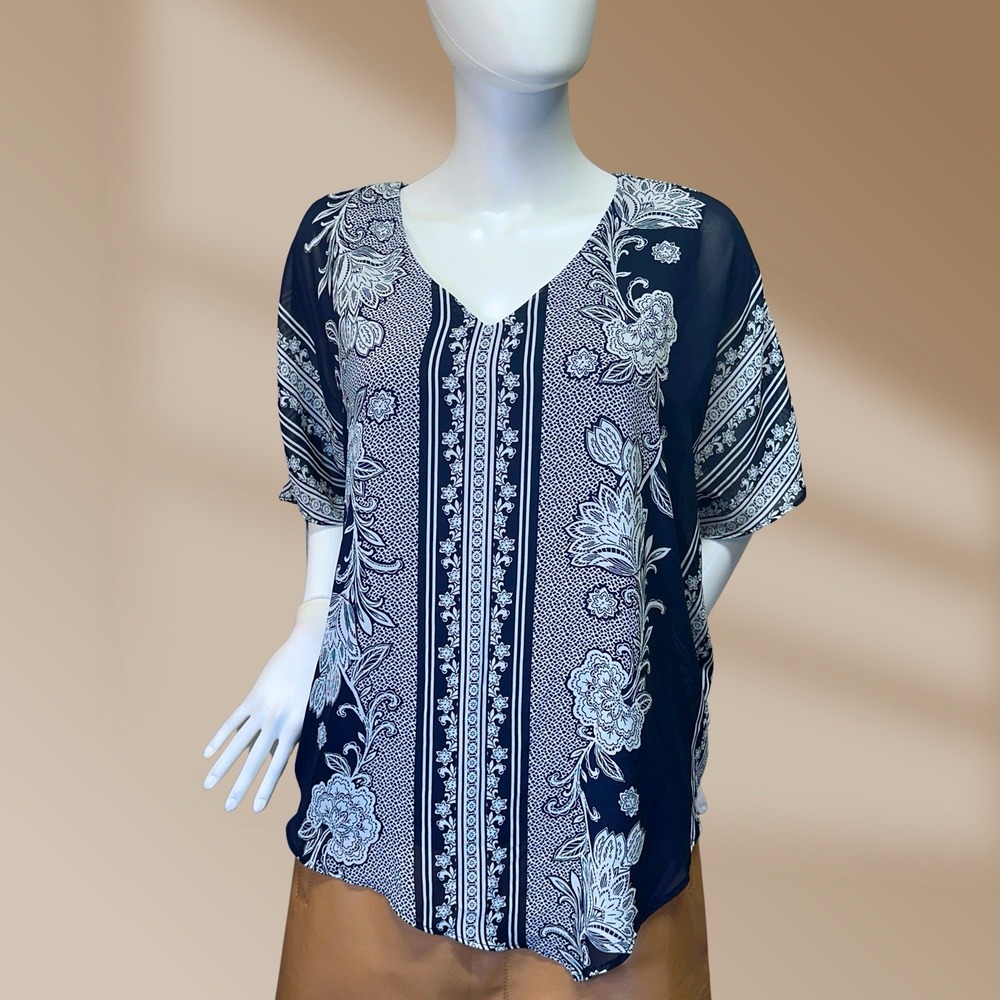 Roz & Ali Chiffon Flutter Sleeve Asymmetrical Hem Attached Tank Blouse Sz L NWOT